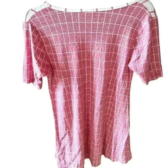 Lularoe XXS red & white reverse plaid  perfect tee . EUC. - Picture 2 of 5